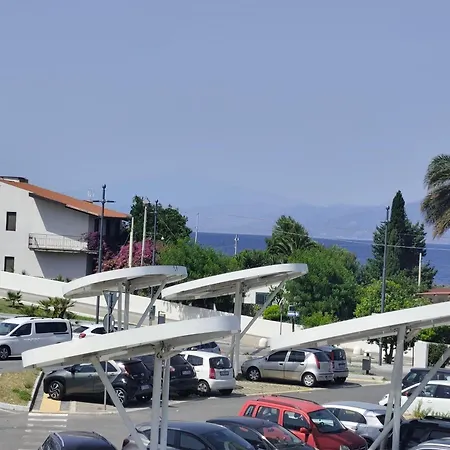 Sul Lungomare شقة